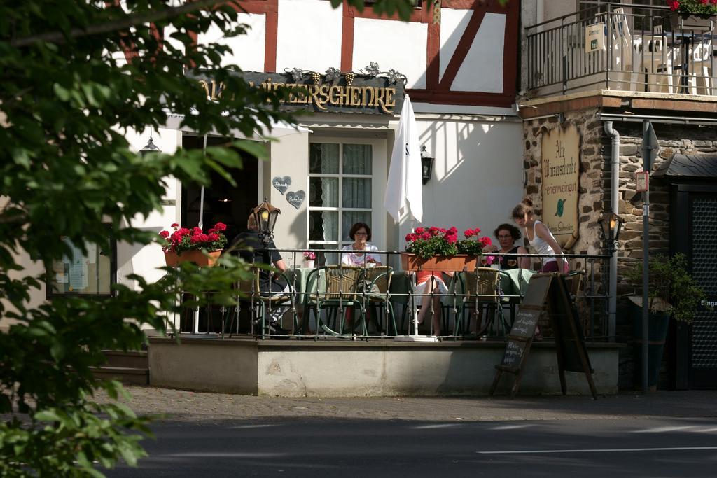 Hotel Alte Winzerschenke Bruttig-Fankel Exterior foto