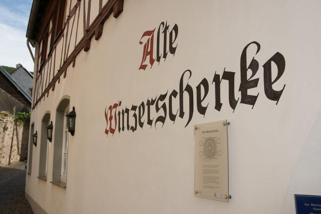 Hotel Alte Winzerschenke Bruttig-Fankel Exterior foto